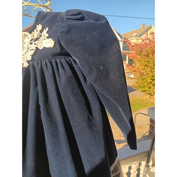 Sz 2T JoLene Girls Vintage 80s Velvet Dress Victorian Style Navy Blue Holiday - Picture 9 of 16